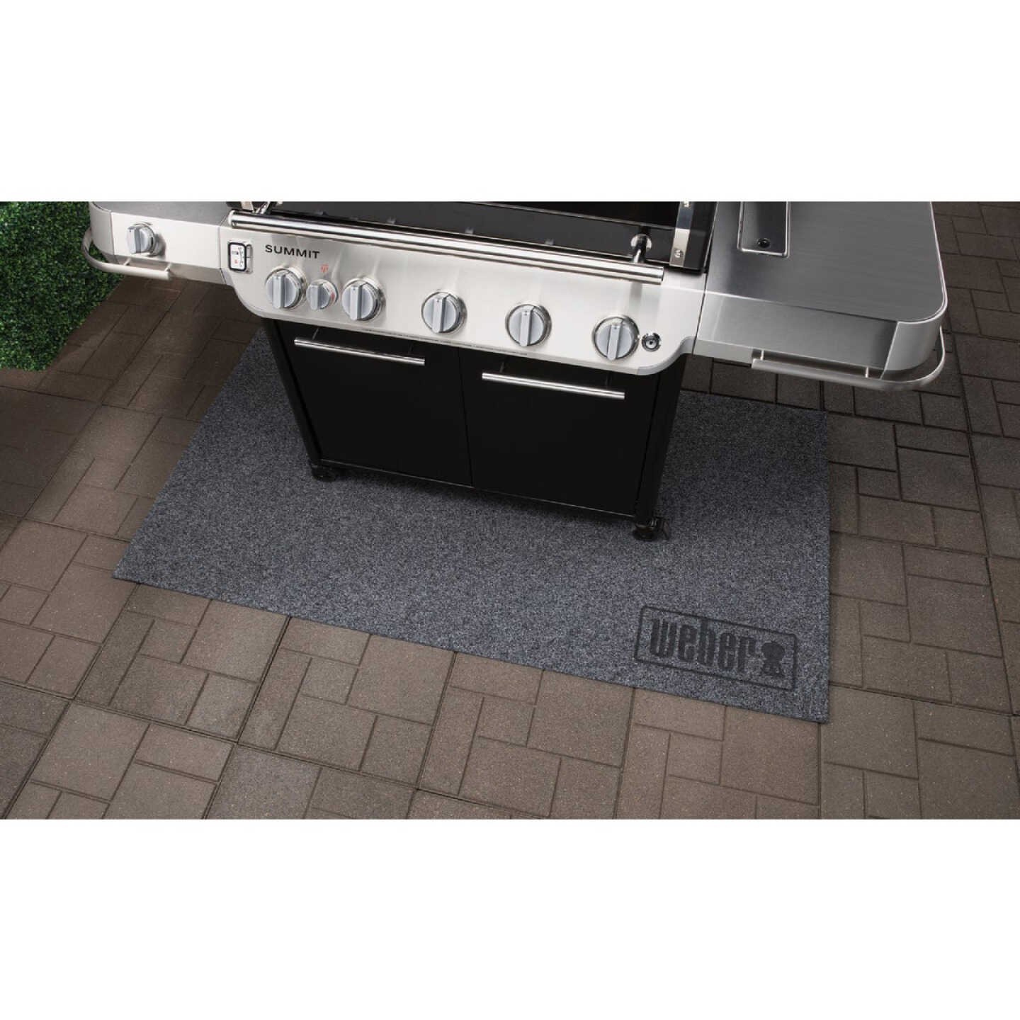 Weber XL Floor Protection Mat Image 2