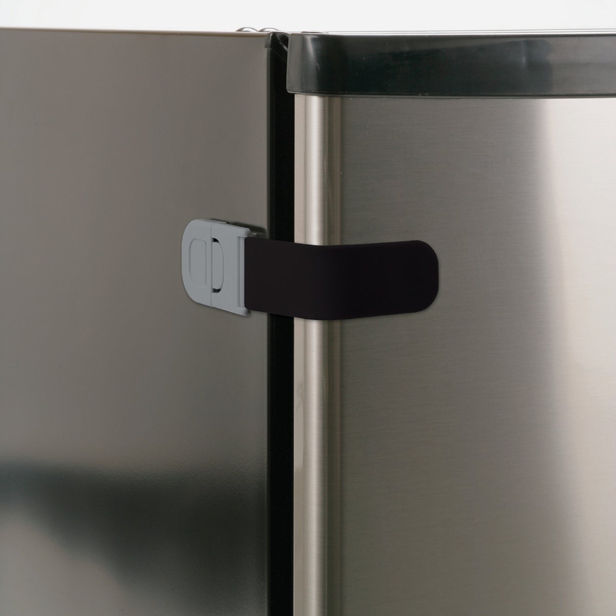 Safety 1st Multi-Purpose Black Appliance Lock (2-Pack) Image 2