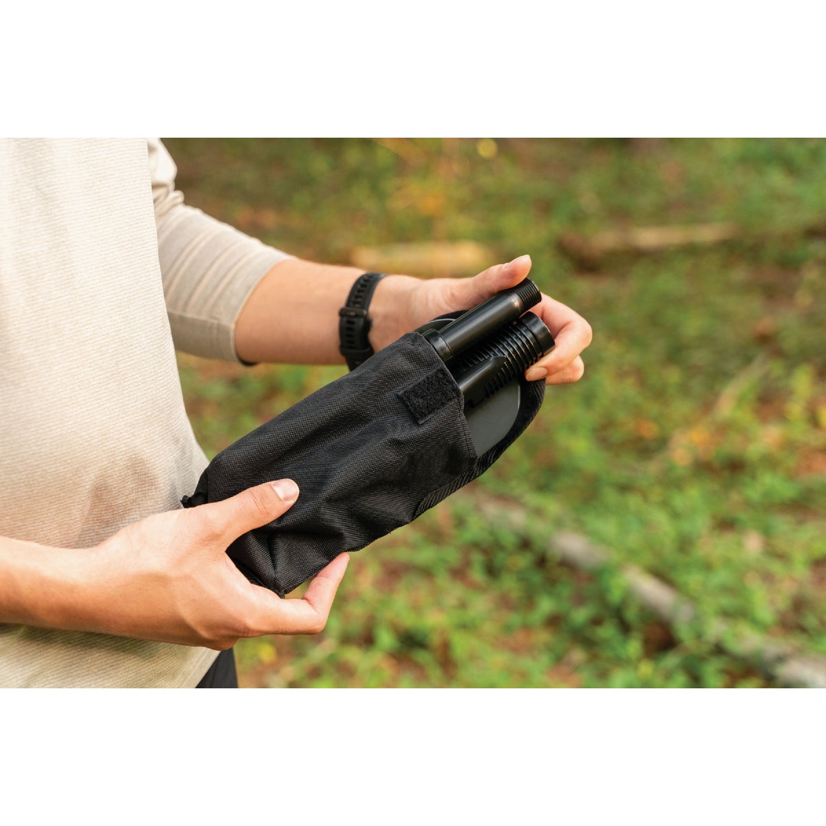 Coghlans Mini Steel Shovel with Pick Image 2