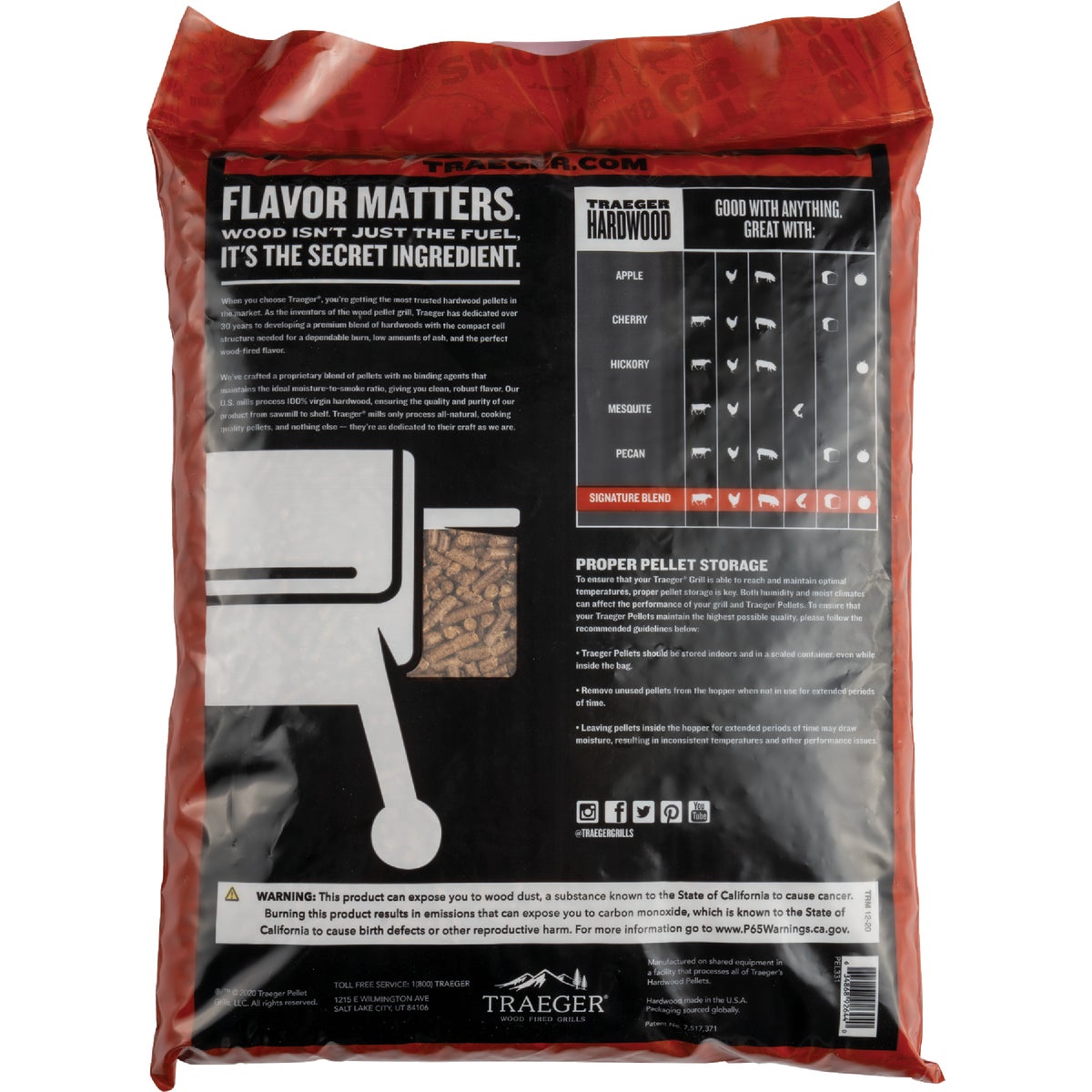 Traeger 20 Lb. Signature Blend All-Natural Wood Grilling Pellets Image 4