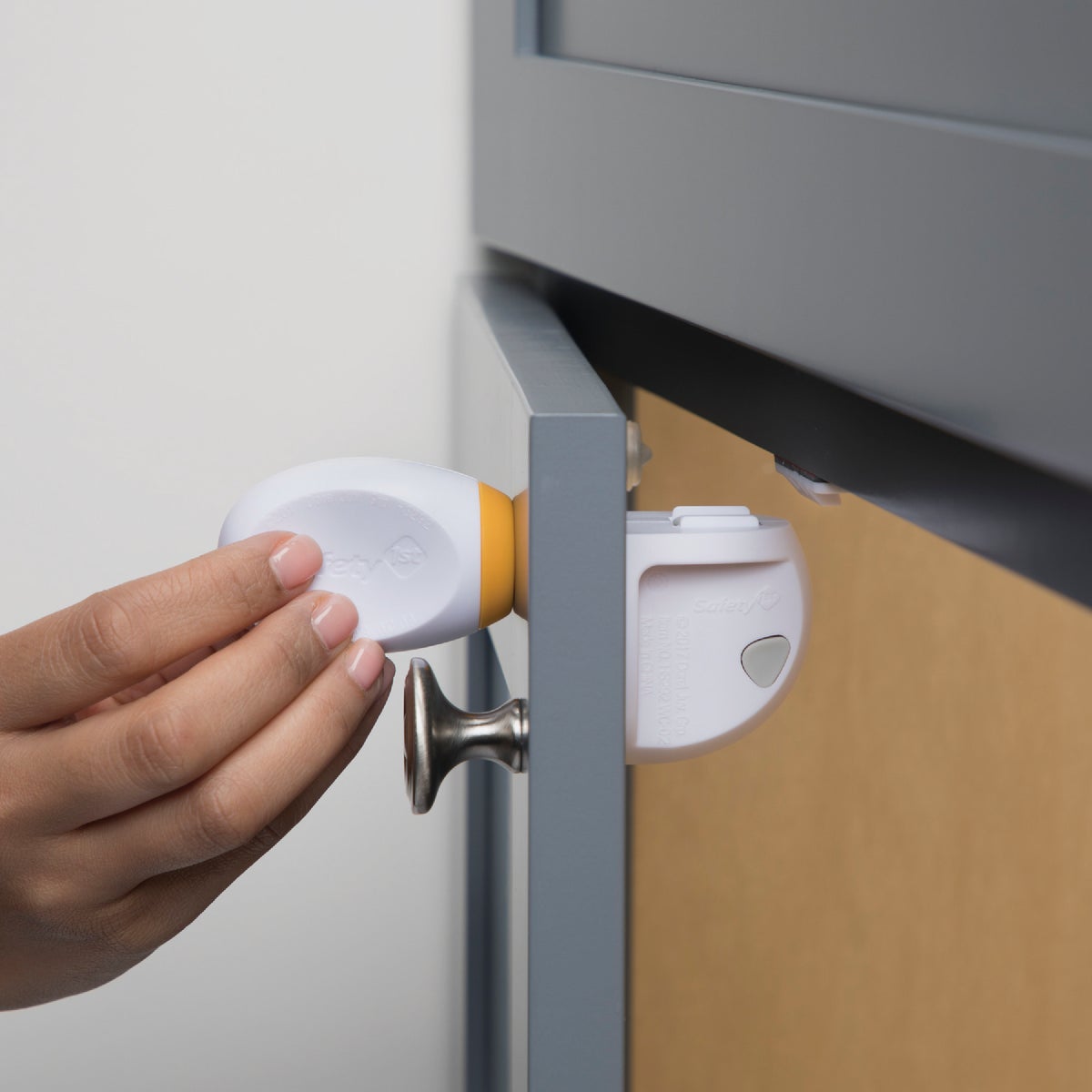 Safety 1st Secure-to-Explore Adhesive Magnetic Lock System (2-Lock Set) Image 2