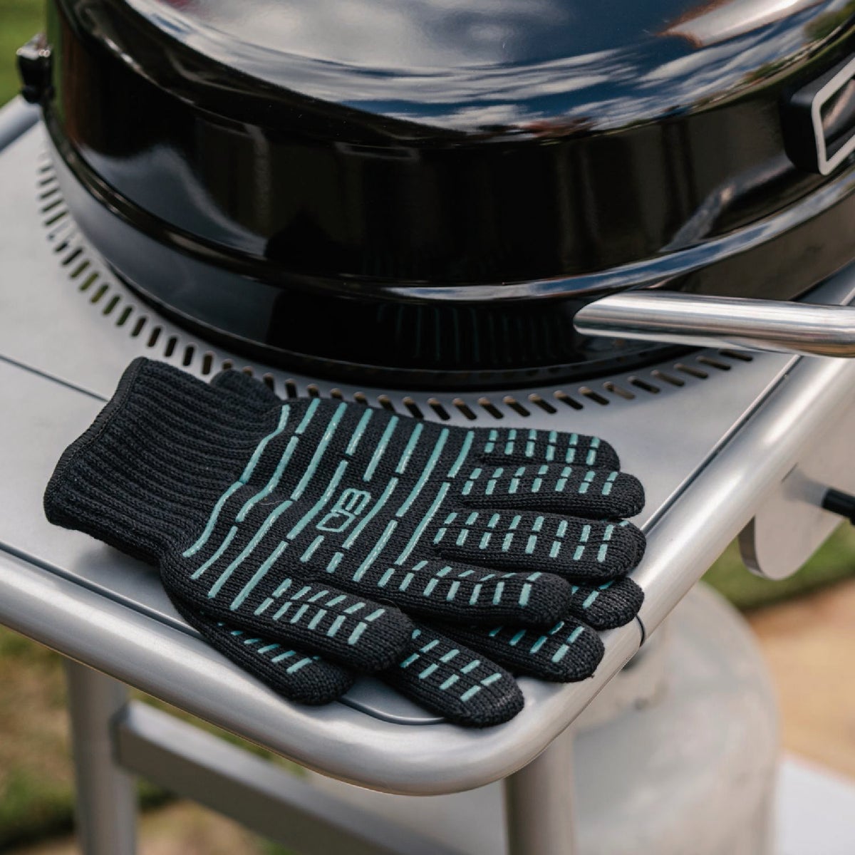 Charbroil High Performance Heat-Resistant Grilling Gloves Image 2