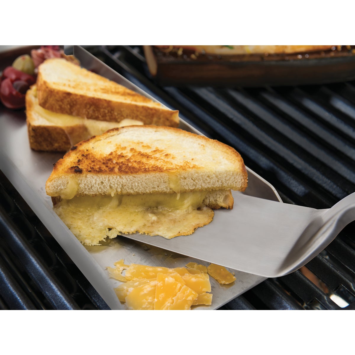 Broil King Baron Series Stainless Steel BBQ Tool Set (4-Piece) Image 2