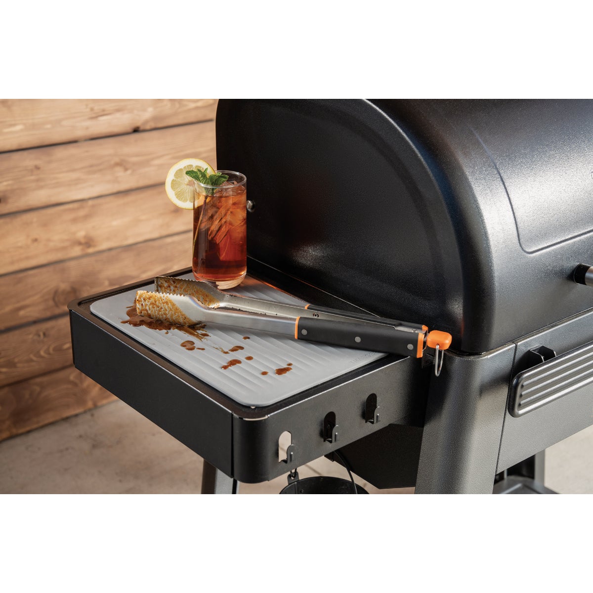 Traeger Silicone Side Shelf Mat Image 2