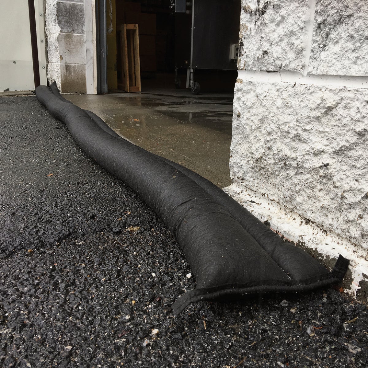 Quick Dam 10 Ft. Flood Barrier Image 3