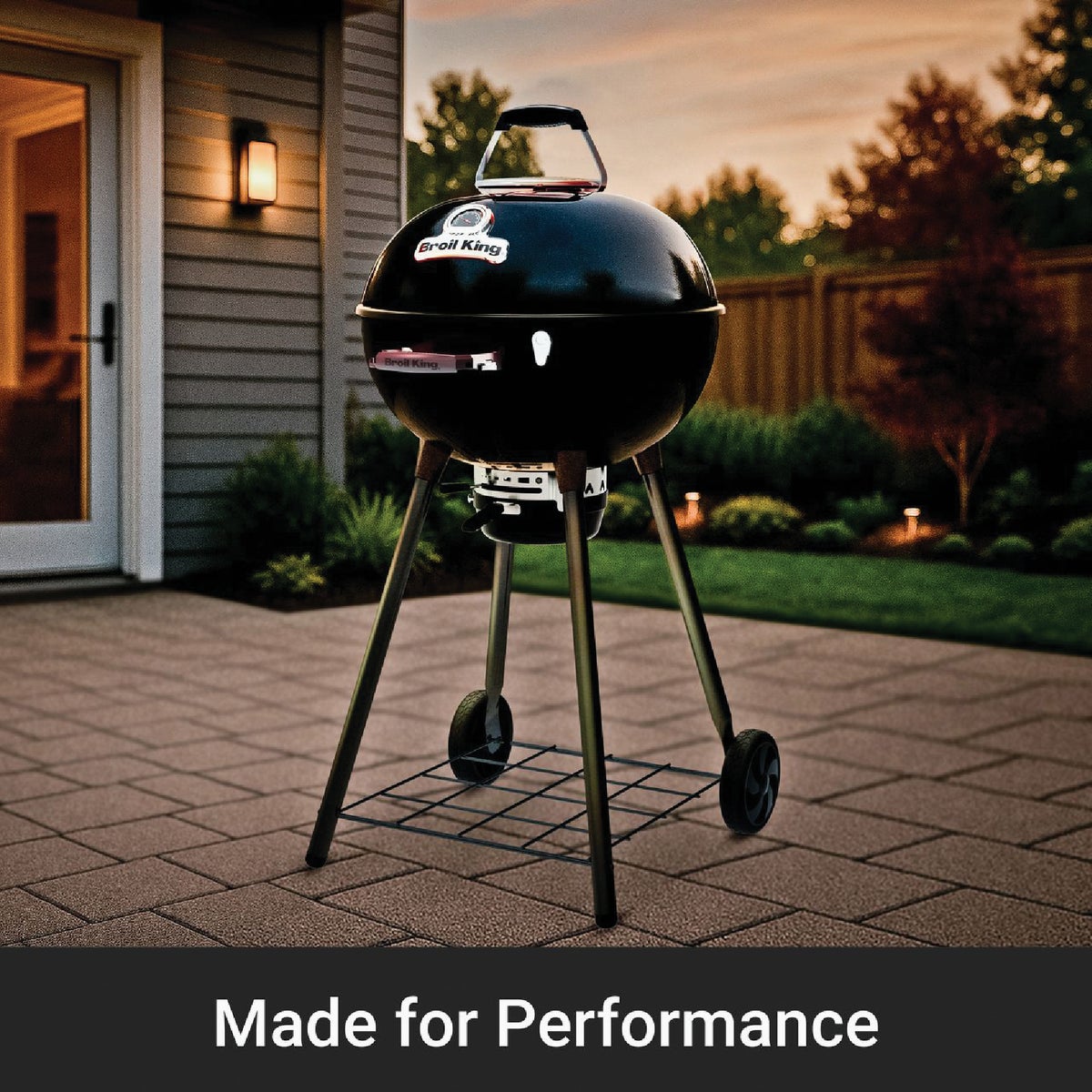 Broil King Crown 22.5 In. Advanced Kettle Grill Image 4