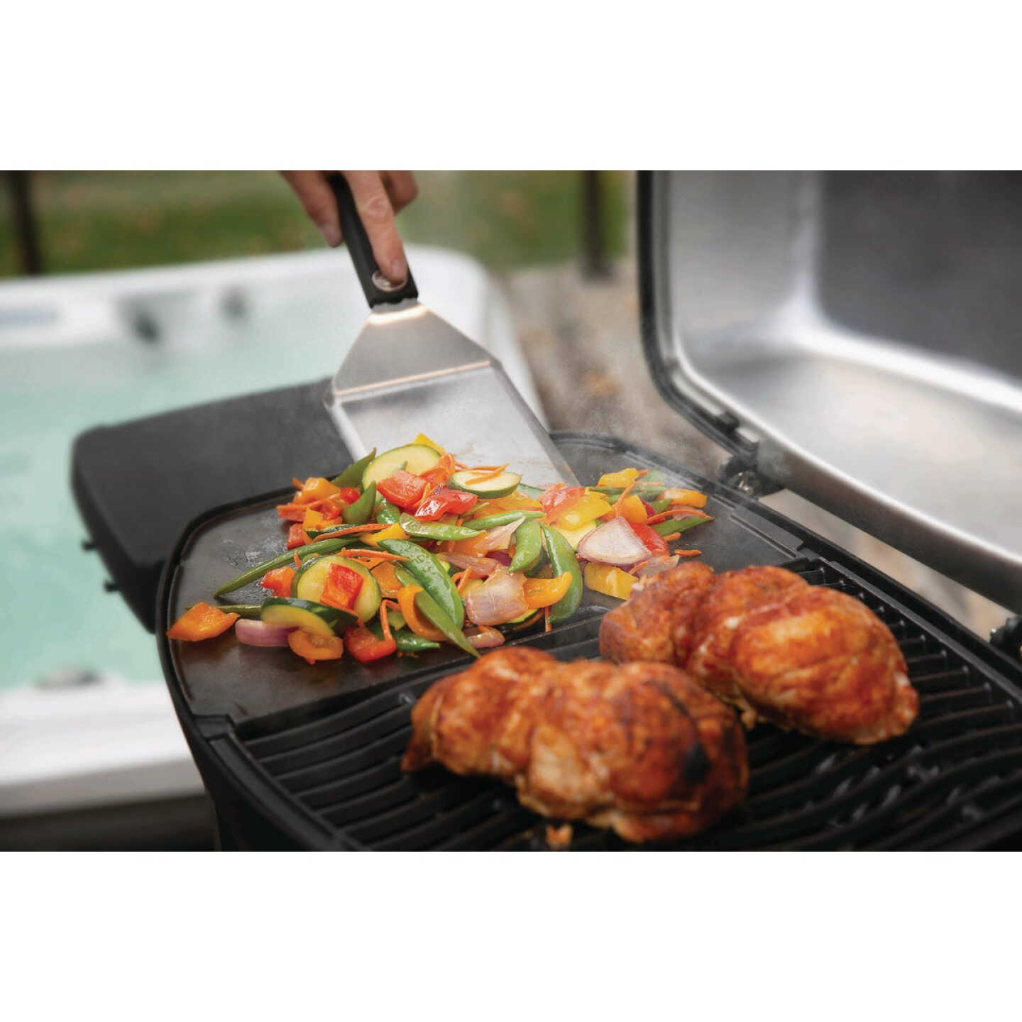 Napoleon TravelQ PRO285E Portable Electric Grill, Black Image 4