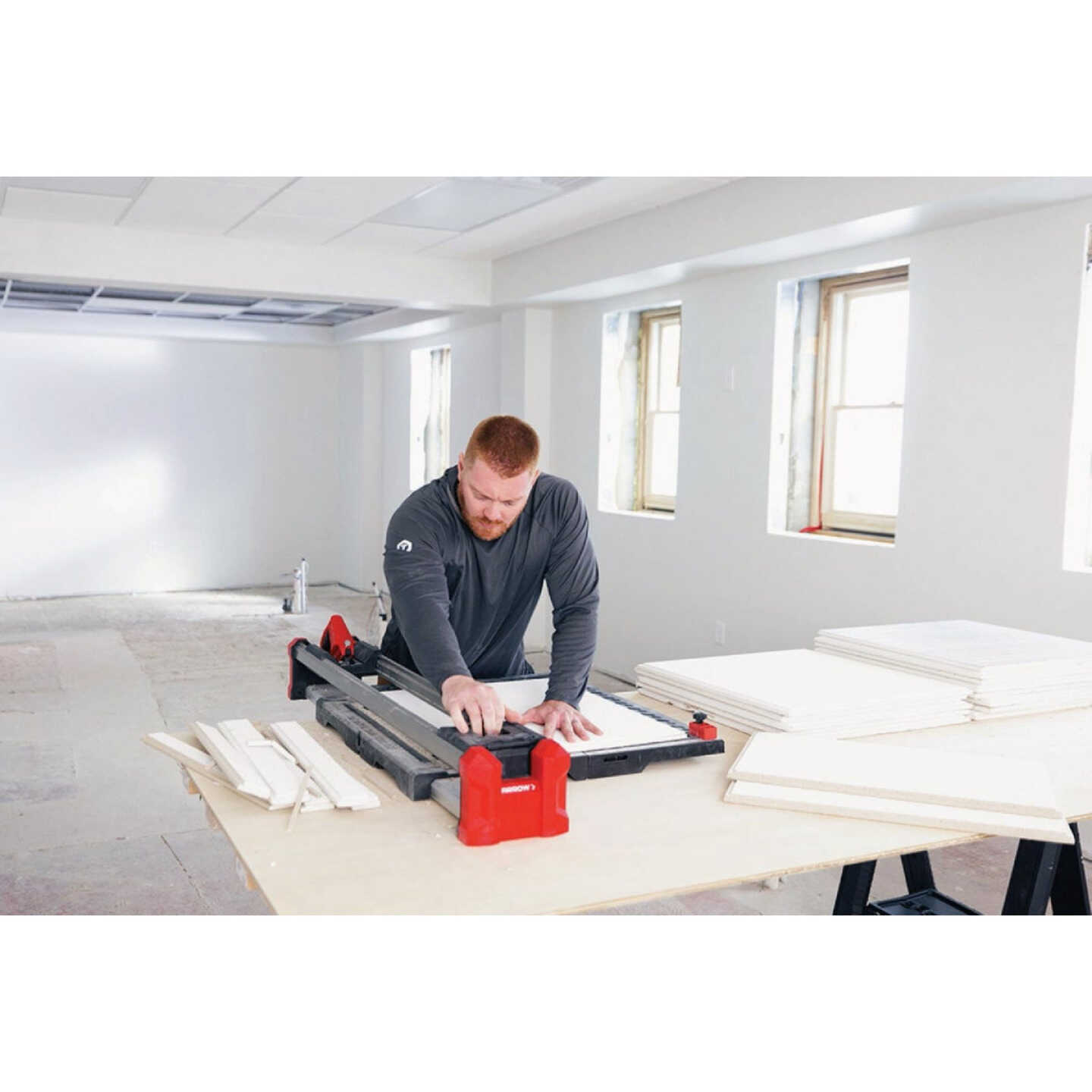 Arrow Fastener 4 Ft. RevealCut Ceiling Tile Workstation Image 3
